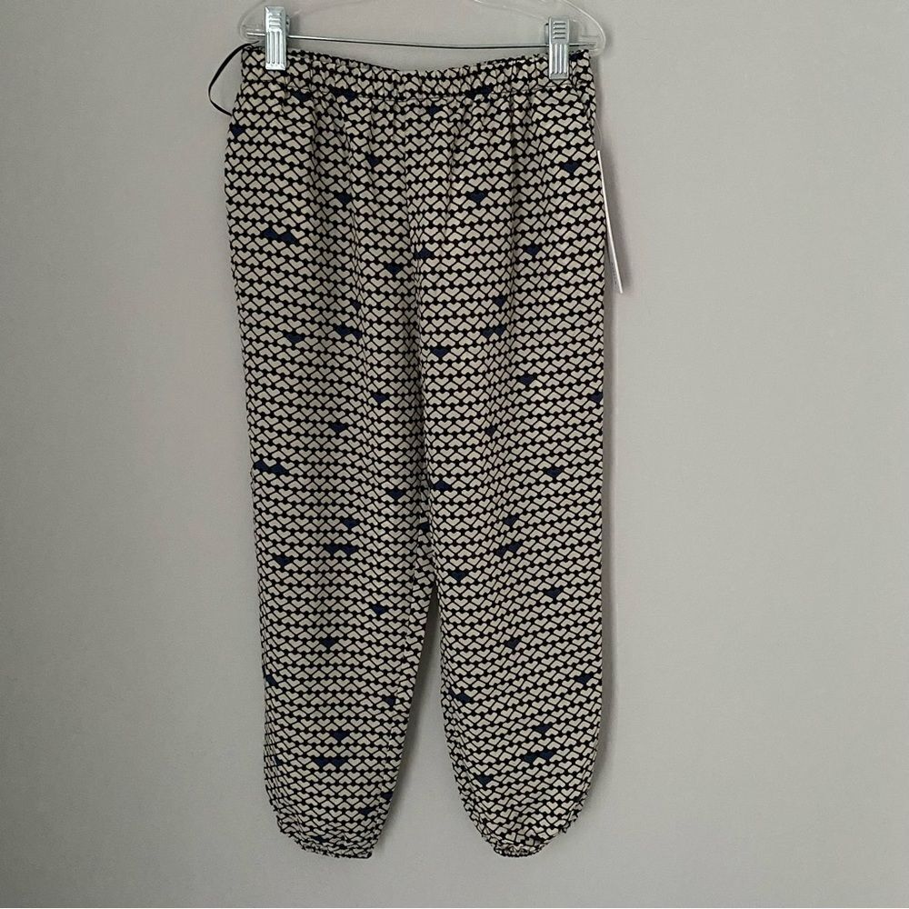 Aqua Girls’ Elastic Waist Pull On Heart Printed Jogger Pants size M